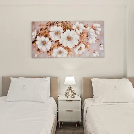 Lazuli Sea View Beachfront Ap 254 Apartment