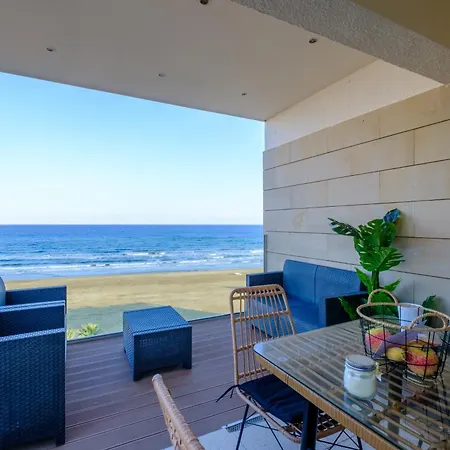 Lazuli Sea View Beachfront Ap 254 Apartamento