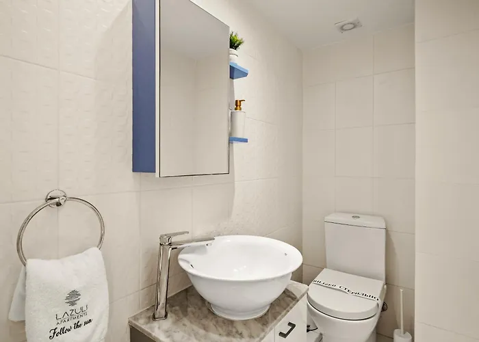 Lazuli Sea View Beachfront Ap 254 Apartamento Lárnaca